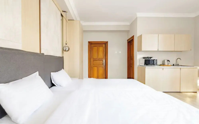 Piccolo Mondo by CityBookings