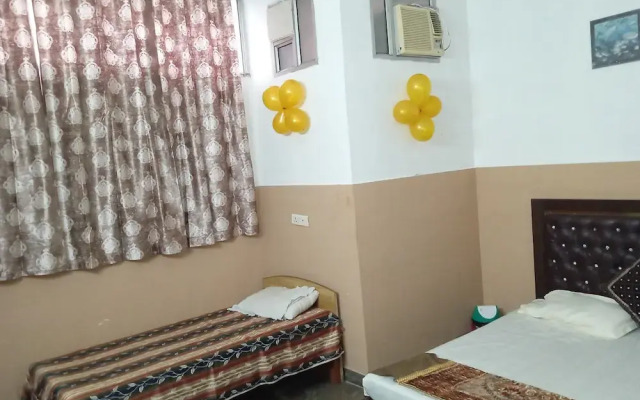 Hotel Raj Mahal