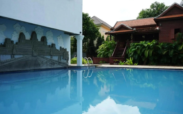 Vimean Sovannaphoum Resort