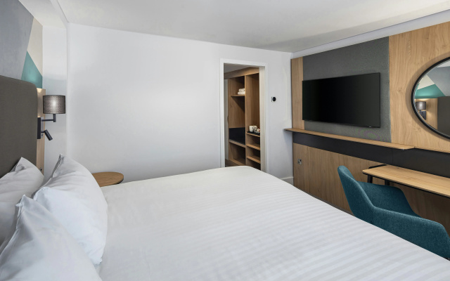 Holiday Inn Southampton-Eastleigh M3, jct13 by IHG