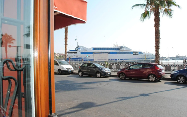 Petit Hotel