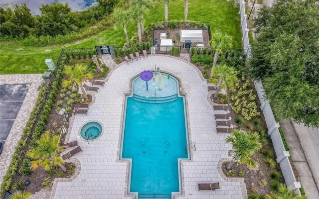 172 VD - Blissful Haven: Serene Retreat