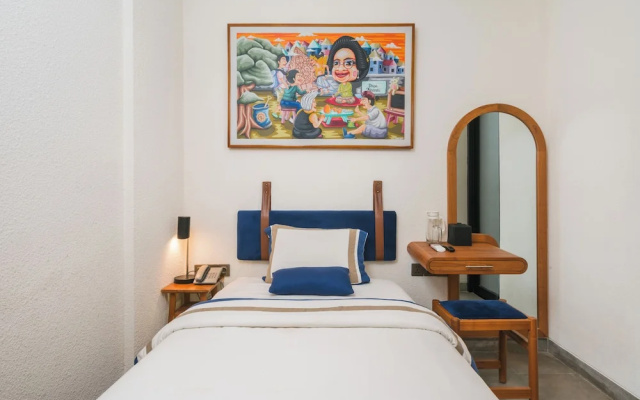 Dhipa Kinanthi Prawirotaman by Raminten – Guest Rooms – Yogyakarta