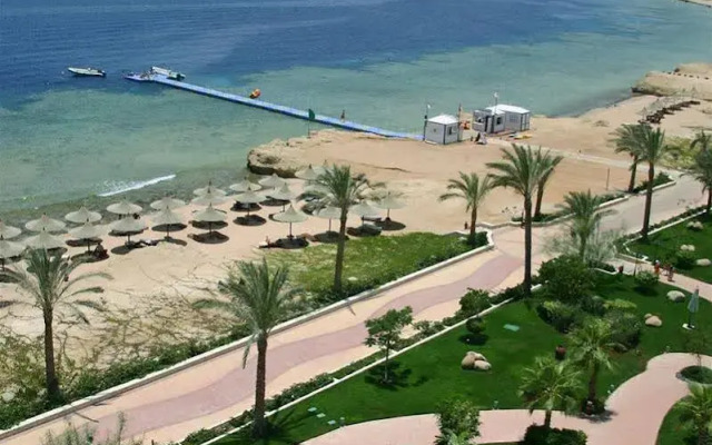 Melia Sinai