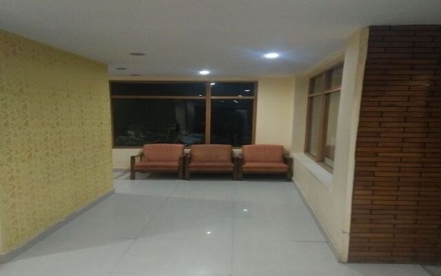 OYO 24832 Rajhans