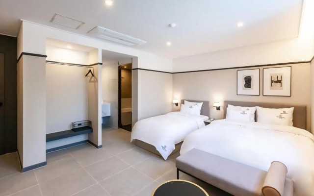 Brown Dot Hotel Sasang Renecite