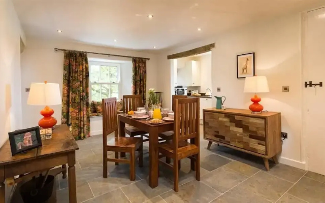 Lacet Cottage