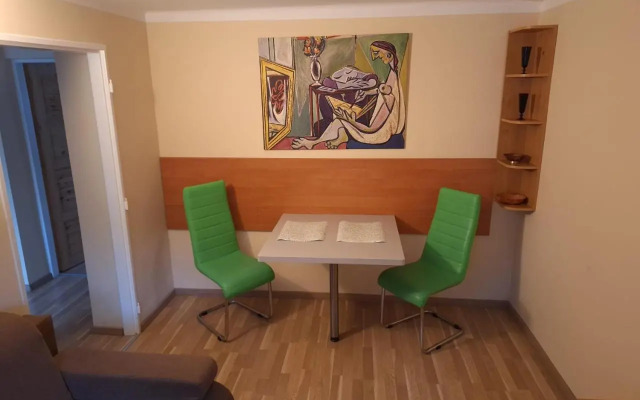 Star Apartments
