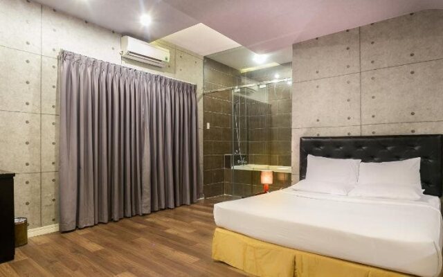 Triip Friday Hotel Phan Xich Long