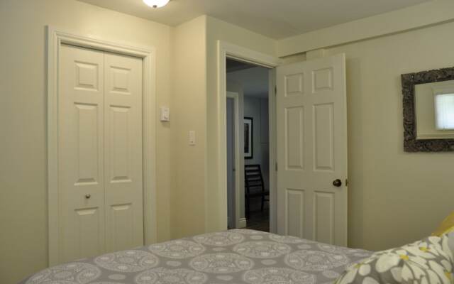 Moncton Suites - 13 Willard Road