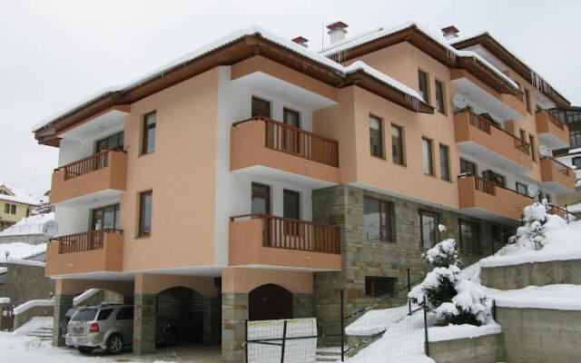 Krasi Apartments in Zornitsa Complex