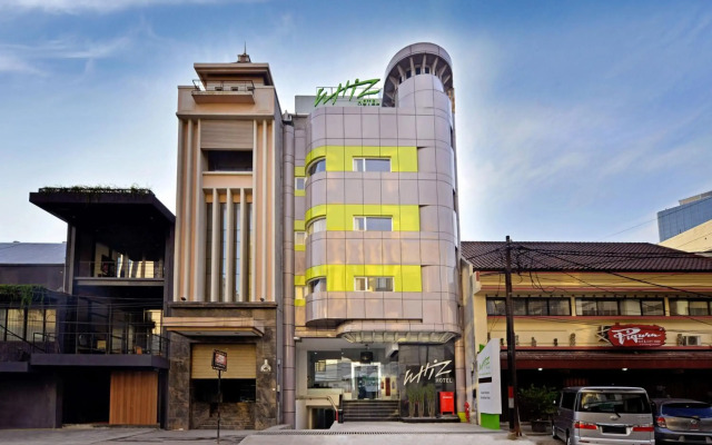 Whiz Hotel Falatehan Jakarta