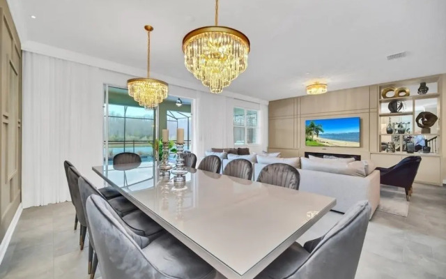 2900penolpe 9 Bedroom Home