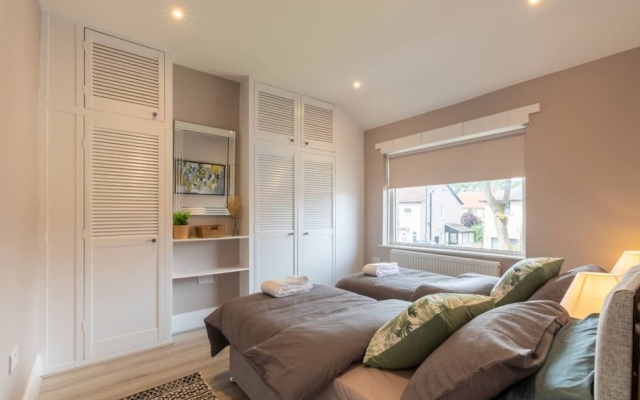 Buckingham House - Spacious 3-bedroom