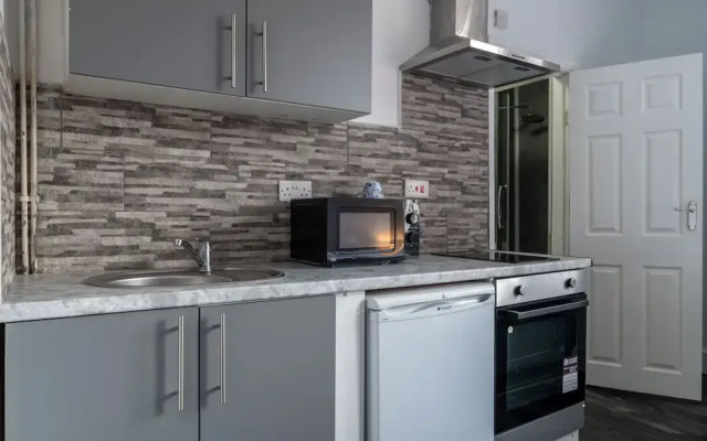 Immaculate 1-bed Studio1 in Coventry