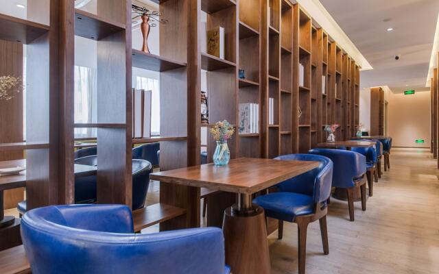 Foshan Xinxuangong Hotel
