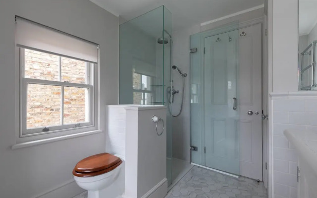Kensington Place IV by Onefinestay