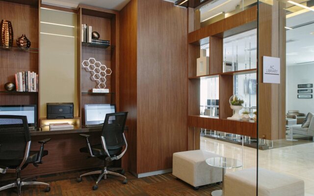 AC Hotel Kansas City Plaza