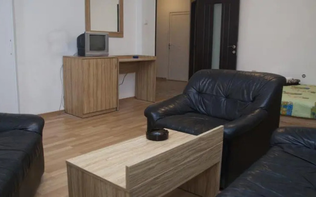 Burgas Rooms and Studios