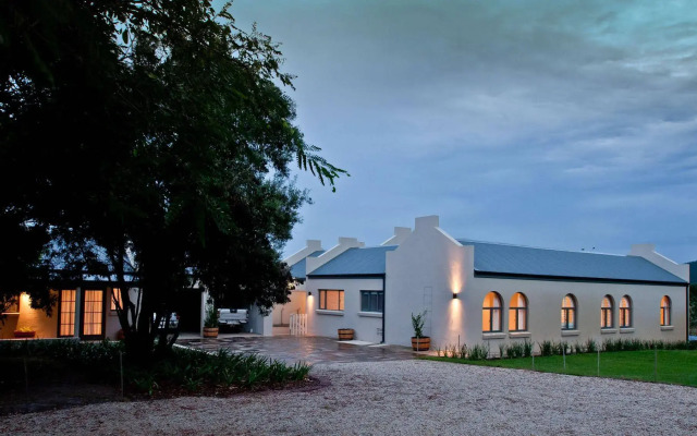 Country House at Kay & Monty