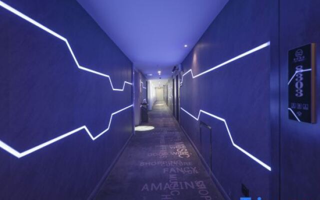 Hemujia Hotel (Jishou Bubu high store)