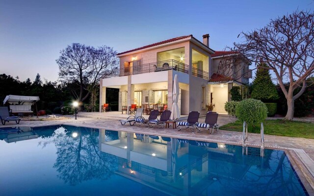 Niki Villa