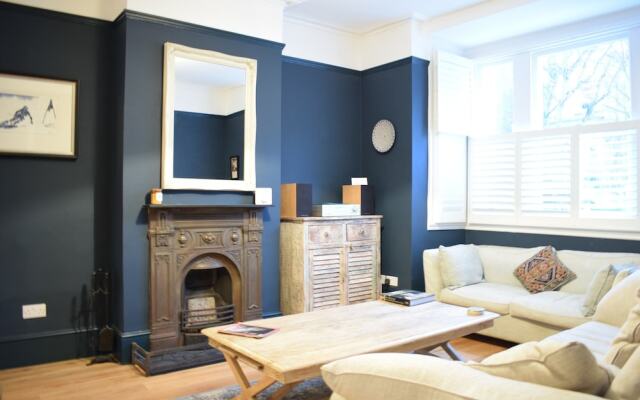 Herne Hill Bright 3 Bedroom House With Private Garden