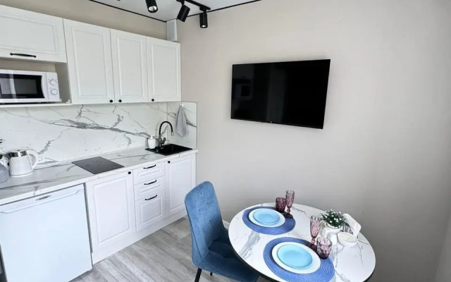 Апартаменты на проспекте Героев Отечества 8