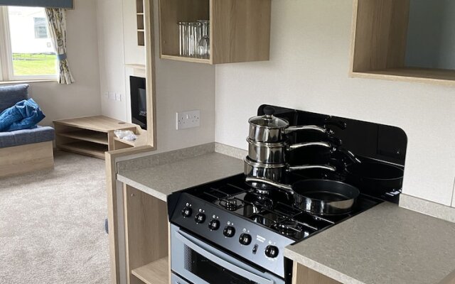 Charming 3-bed Holiday Home at Primrose Valley