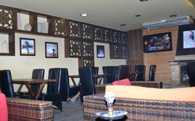 Joude Hotel