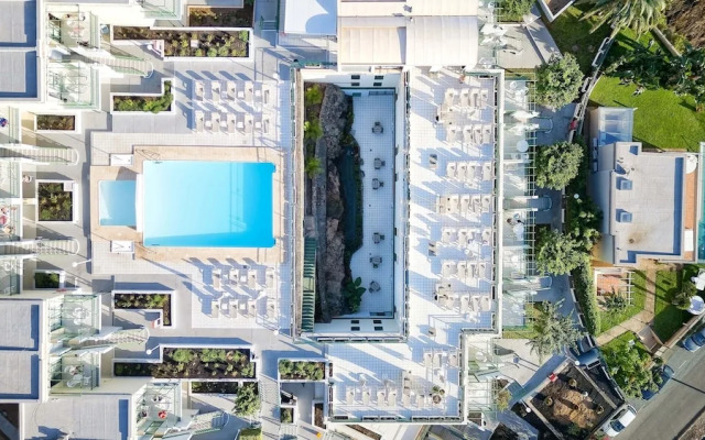 Salt Apartments Green Ocean