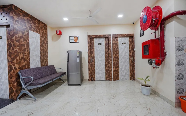 Rs Residency by OYO Rooms