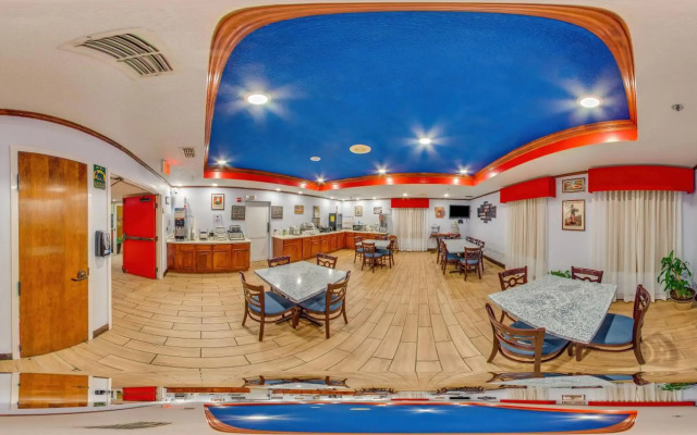 Hometown Inn