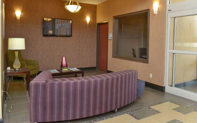 Holiday Inn Express Hotel & Suites Baton Rouge North, an IHG Hotel