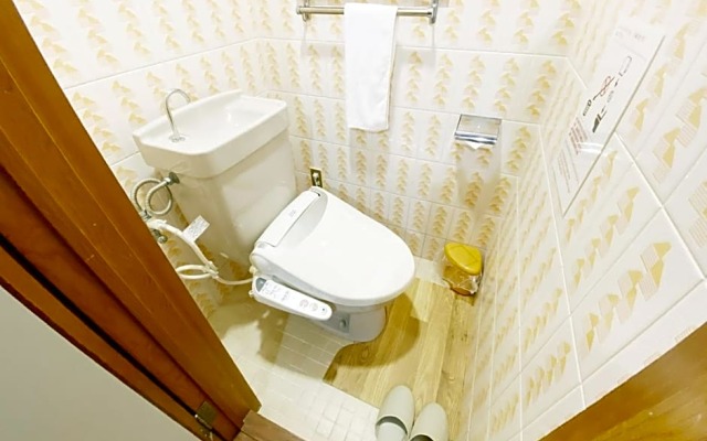 GuestHouse017徳島個室 飲食街中心 阿波踊り会館7分 文理&徳島大学 アスティとくしま車8分