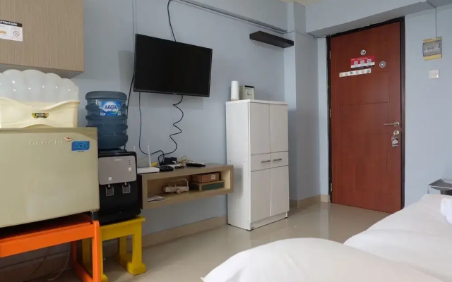 Nice And Strategic Studio Kebagusan City Apartment