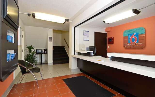 Motel 6 South Haven, KS