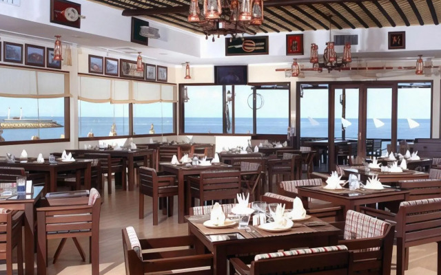 Al Muntazah Plaza Hotel
