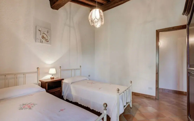 Idyllic Farmhouse in Gambassi Terme-fi With Swimming Pool
