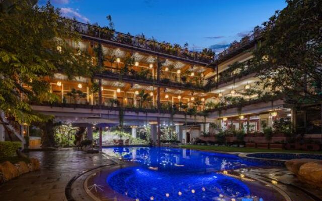 Xishuangbanna Tropic of Cancer Lake View Hot Spring Hotel