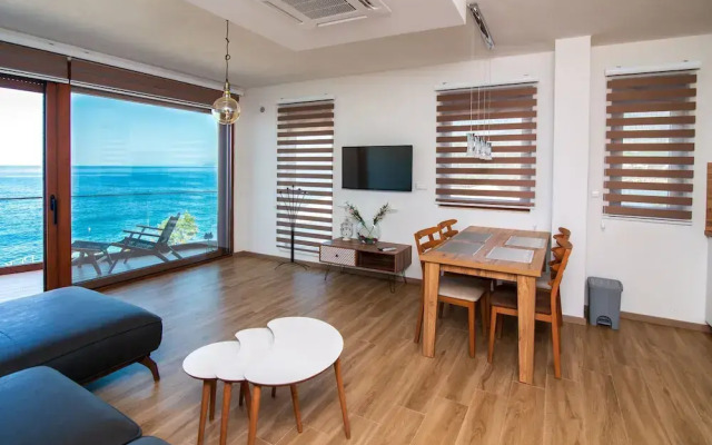 Sunset Bay Apartments