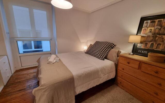 C01A02 La Casa del Pintor