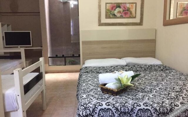Pousada E Hostel Meia Lua