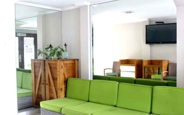 Kuningan Village Studio – Guest Rooms – Jakarta