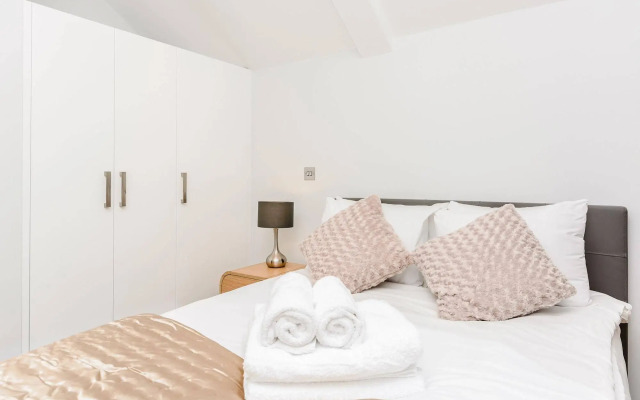 Richmond Ibis House Apartments by Viridian Apartments