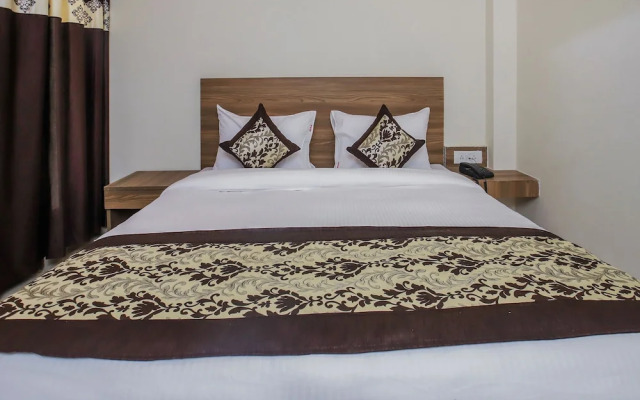 OYO 22235 Mint Residency