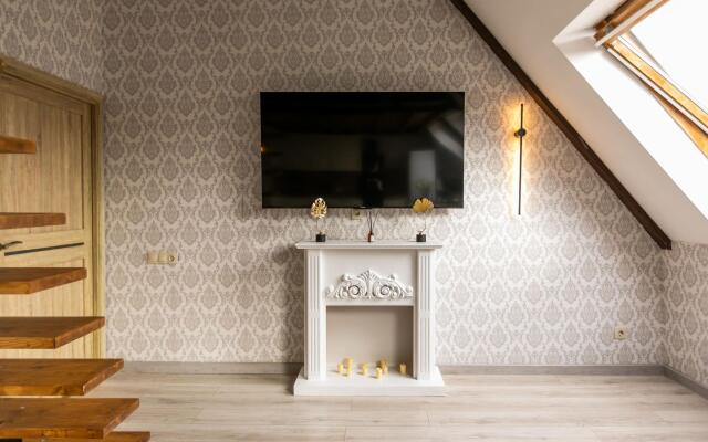 FlatStay (ФлэтСтей) на набережной реки Фонтанки 8