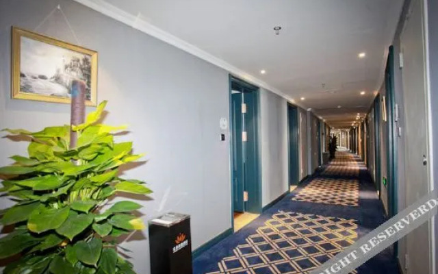Mingquan Quanying Hotel (Jinan Mingquan railway station store)