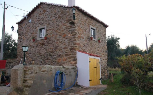 House With one Bedroom in Souto da Casa, With Enclosed Garden