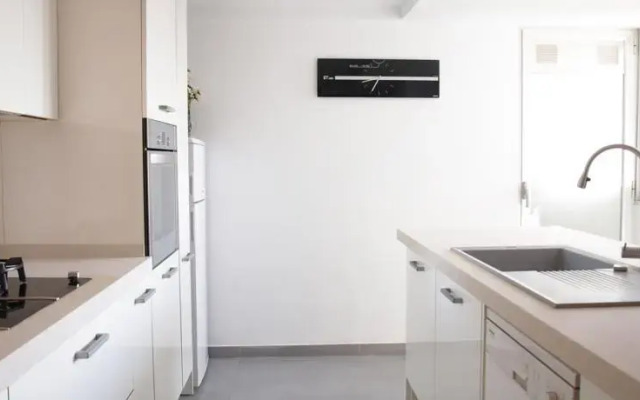 ApartUP Opera Views